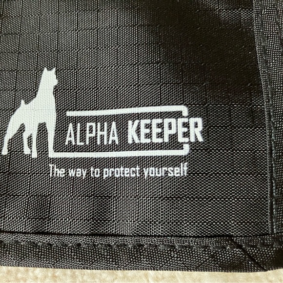 Alpha Keeper RFID Money Travel Belt Passport Holder Fanny Pack - New - Picture 5 of 6